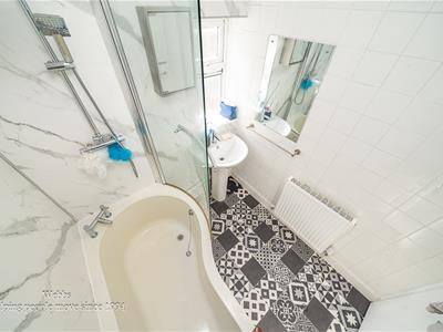 Picture 18